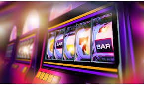 Papan peringkat turnamen susterslot menampilkan posisi pemain secara real-time
